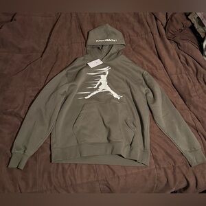 New Jordan Men’s fading Jumpman hoodie